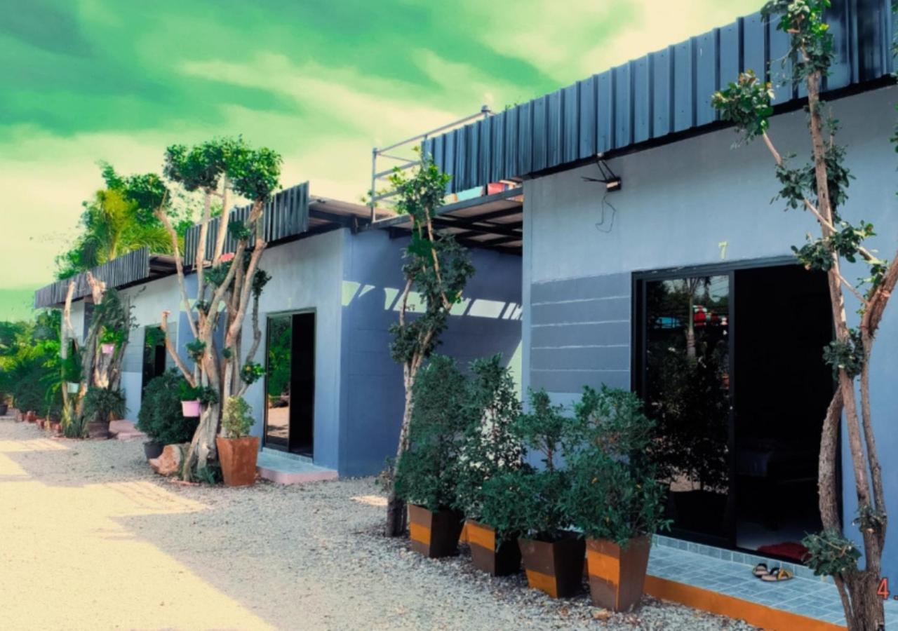 สกายวิวรีสอร์ท ชัยนาท Chai Nat Exterior foto