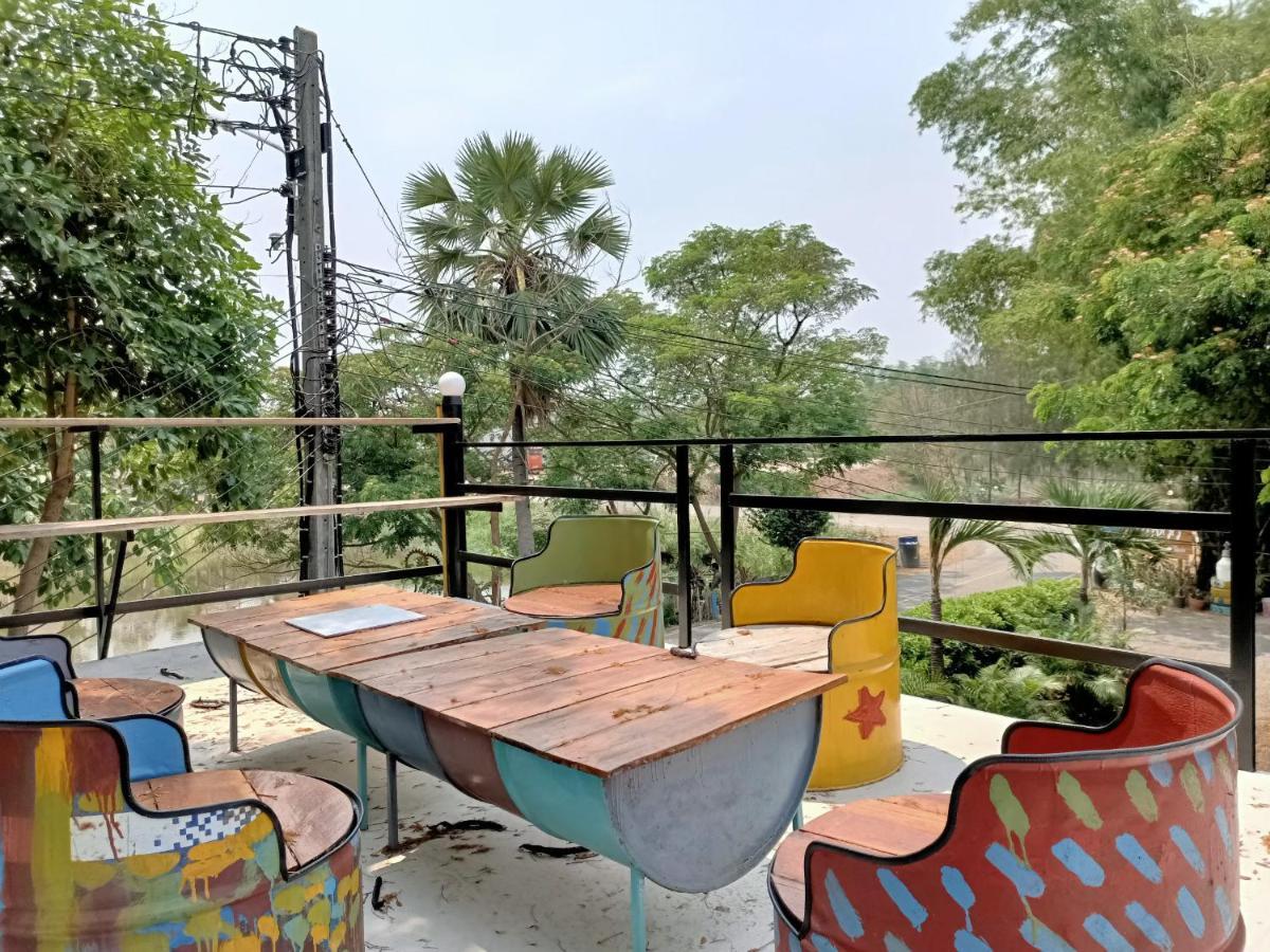 สกายวิวรีสอร์ท ชัยนาท Chai Nat Exterior foto