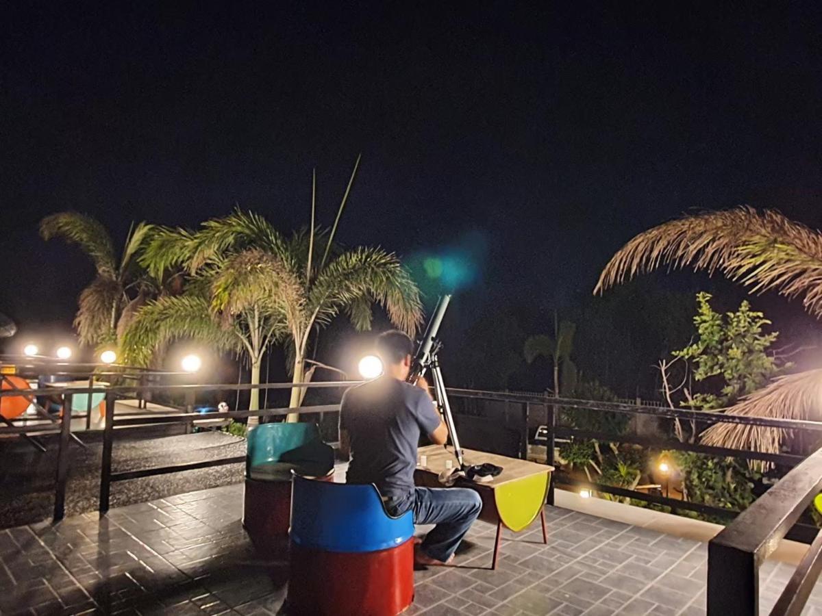 สกายวิวรีสอร์ท ชัยนาท Chai Nat Exterior foto