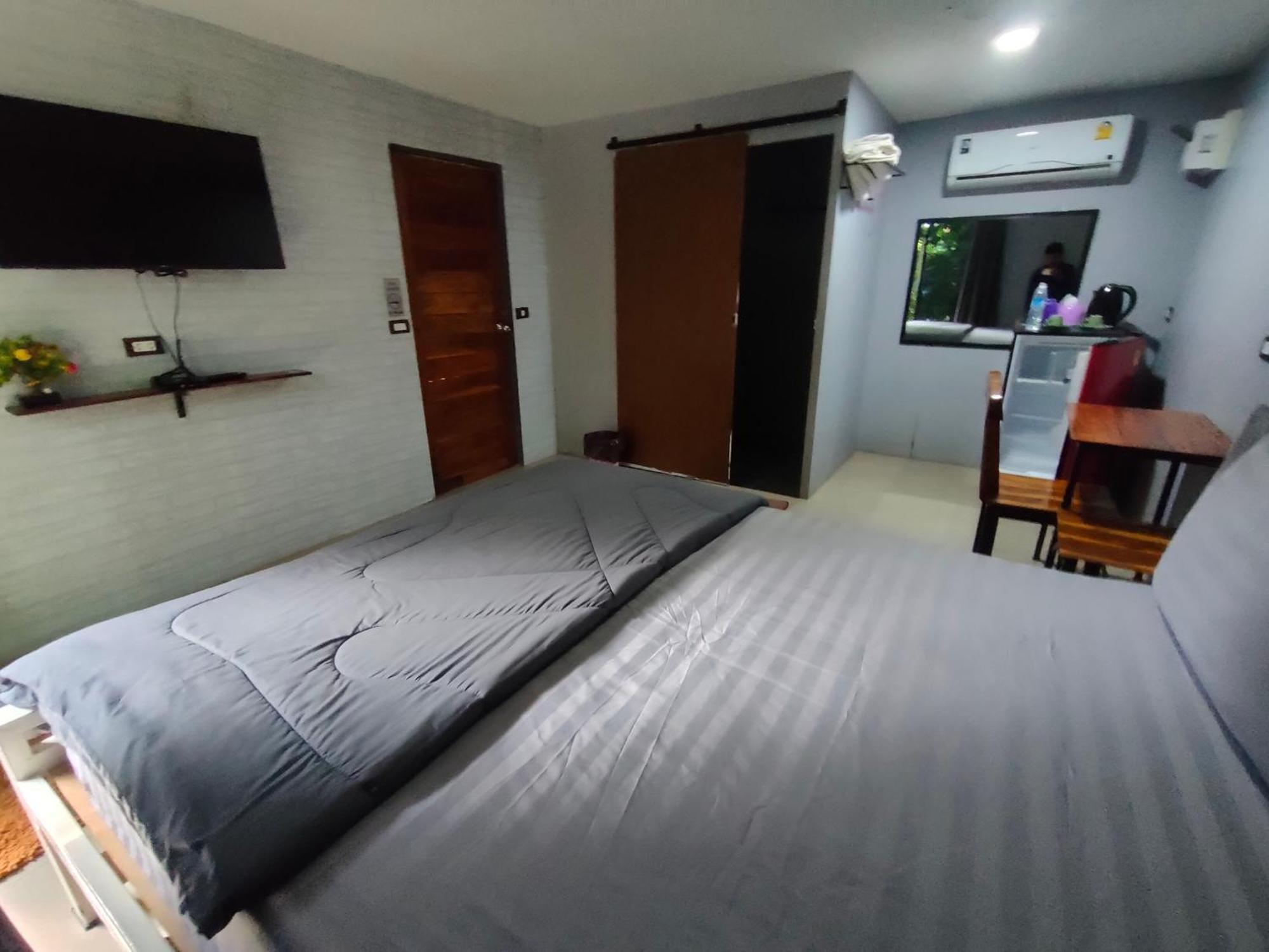 สกายวิวรีสอร์ท ชัยนาท Chai Nat Exterior foto